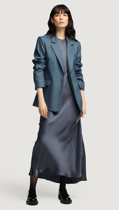 Two-Button Blazer in Seasonless Wool | Stone Blue