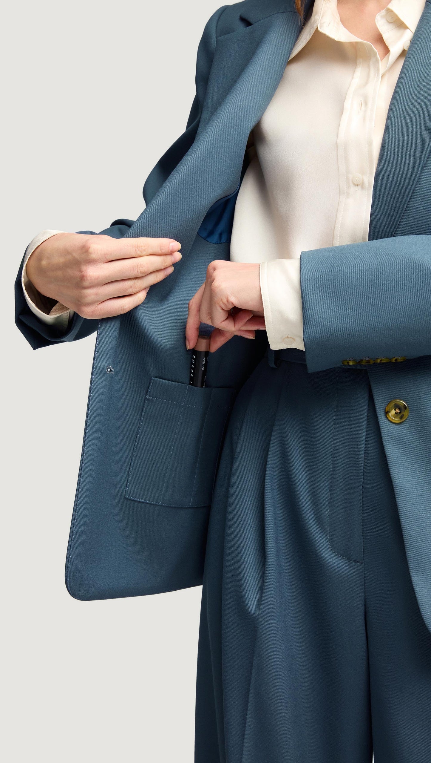 Two-Button Blazer in Seasonless Wool | Stone Blue