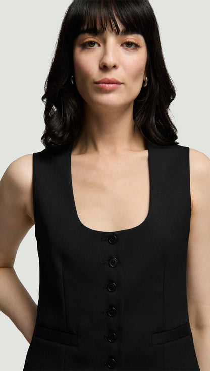 Scoop Neck Waistcoat in Seasonless Wool | Black