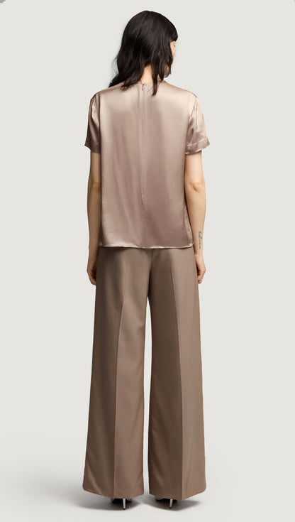 Single Pleat Trouser in Seasonless Wool | Taupe