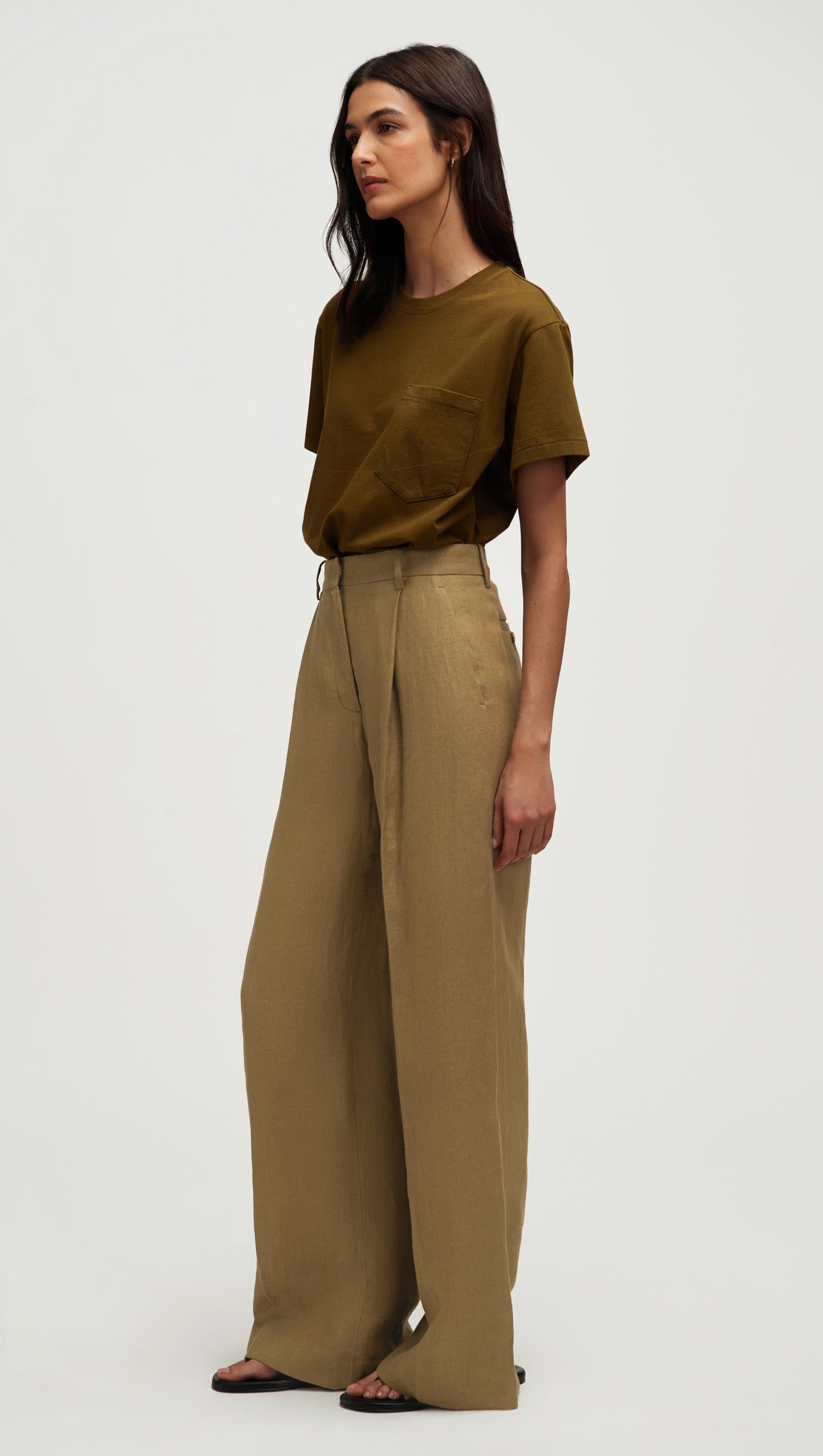 Single Pleat Trouser in Basket Weave Linen | Fern