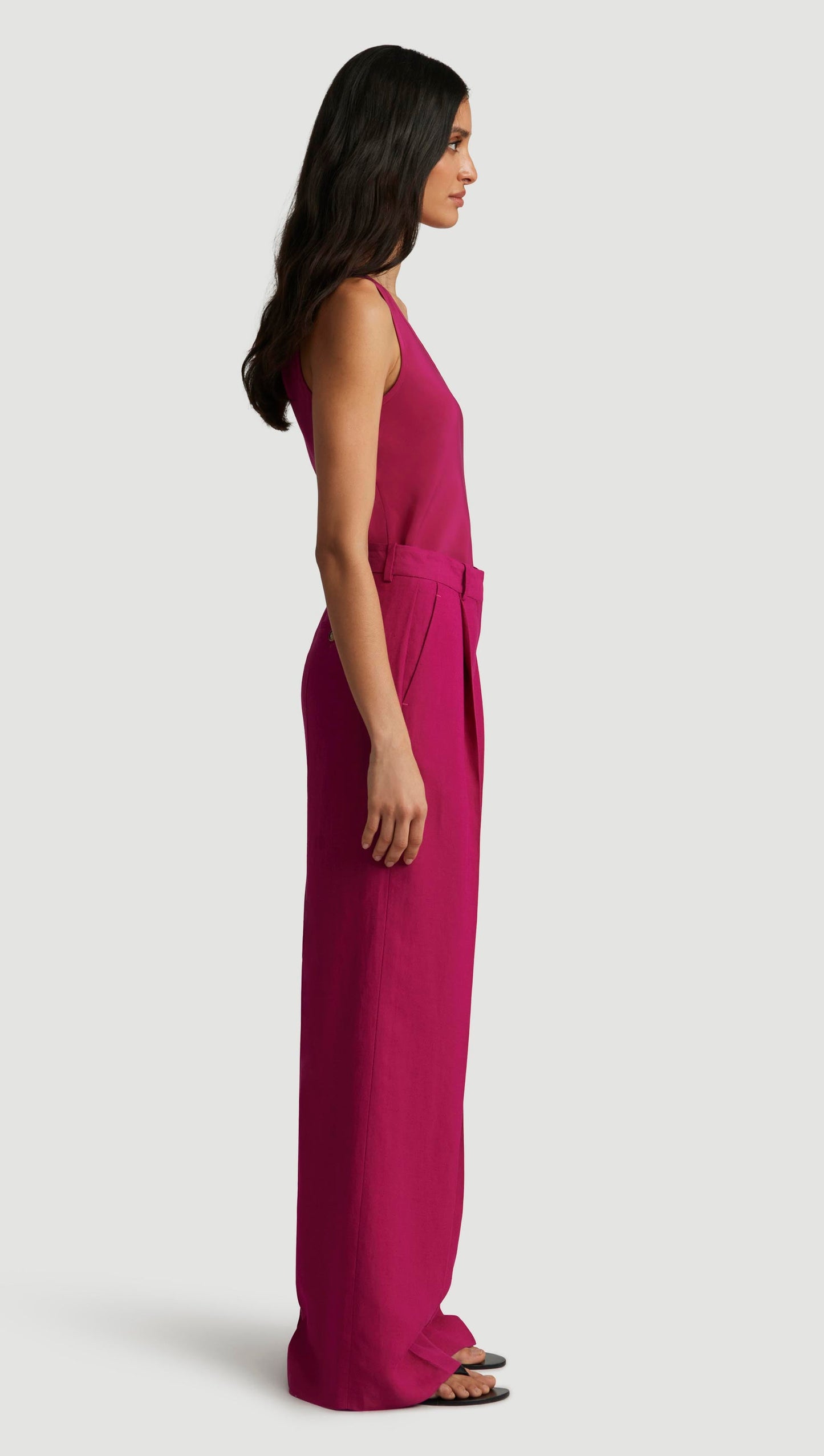 Single Pleat Trouser in Viscose Linen Twill | Fuchsia