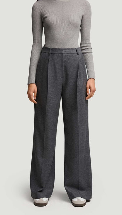 Single Pleat Trouser in Textured Wool | Grey Melange