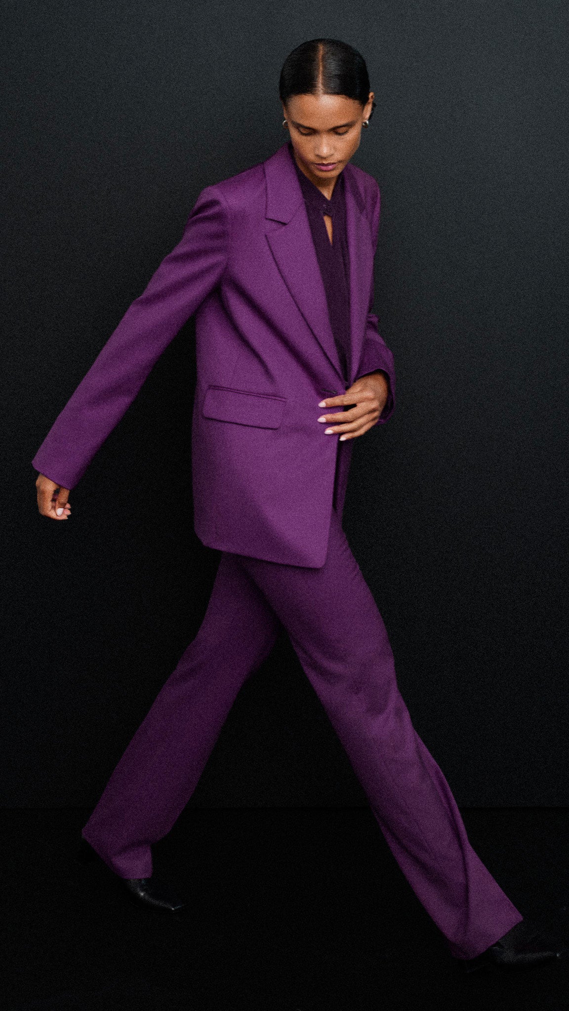 Notch Lapel Blazer in Seasonless Wool | Grape