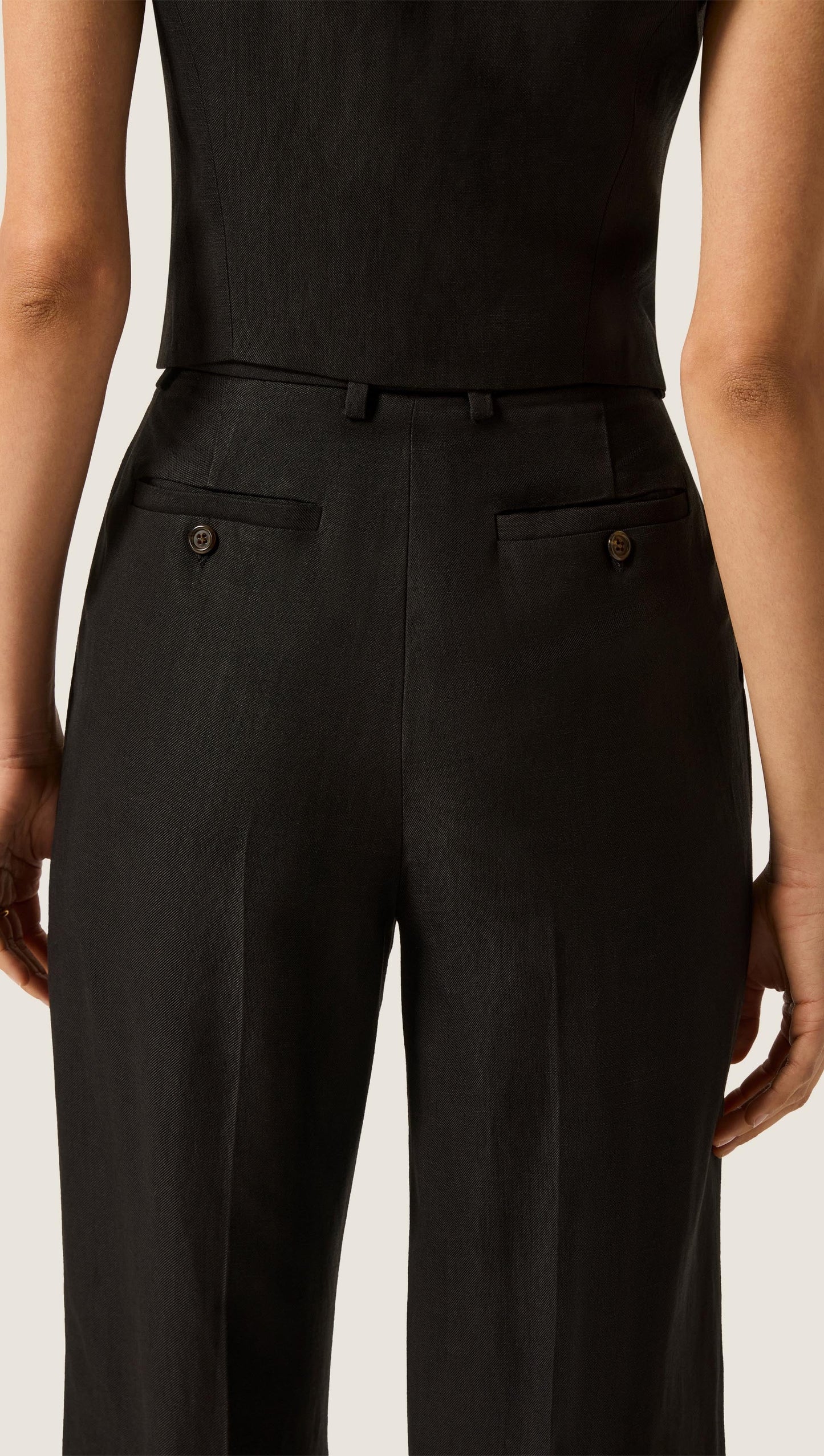 Single Pleat Trouser in Viscose Linen | Black