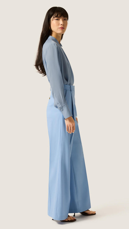 Single Pleat Trouser in Seasonless Wool | Maya Blue