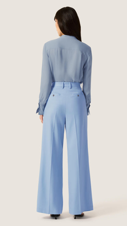 Single Pleat Trouser in Seasonless Wool | Maya Blue