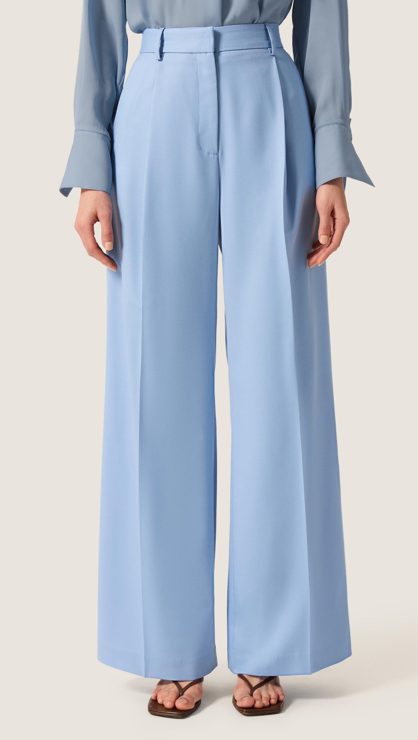 Single Pleat Trouser in Seasonless Wool | Maya Blue