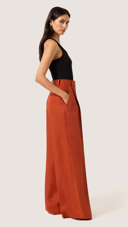 Single Pleat Trouser in Linen Twill | Deep Persimmon