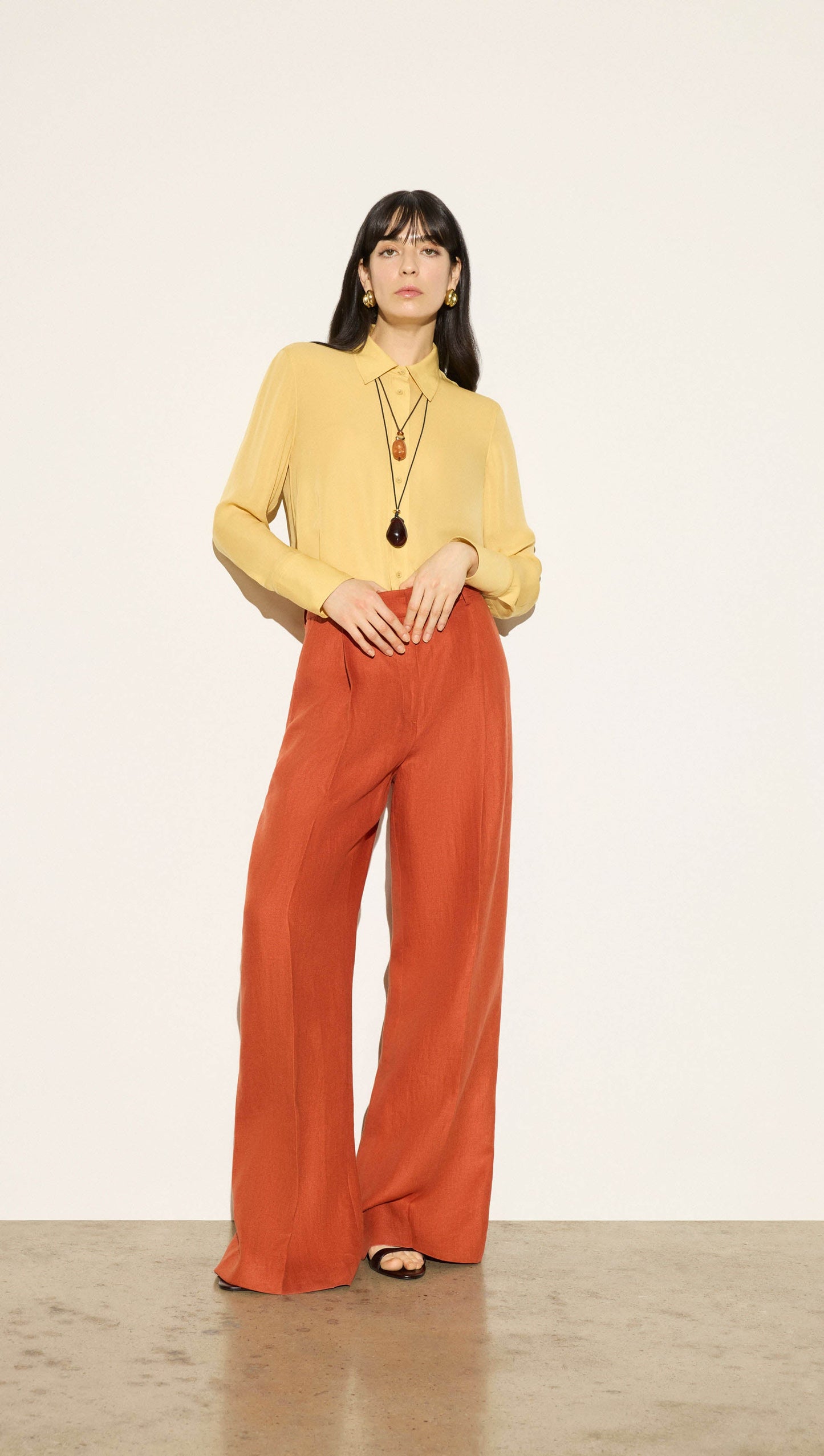 Single Pleat Trouser in Linen Twill | Deep Persimmon